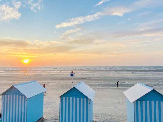 Grande Chambre Dans Loft A Deux Pas De La Plage Dunkirk Eksteriør billede